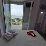 Hotel Crosal 3*