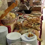 Hotel Crosal 3*