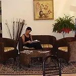 Hotel Crosal 3*
