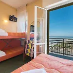 Hotel Crosal