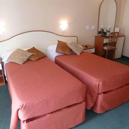 Hotell Crosal Rimini