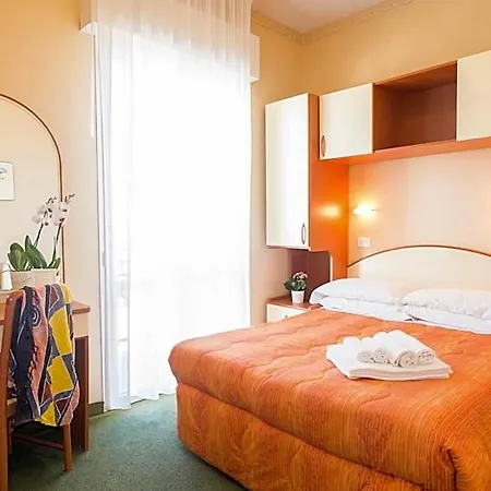 Hotel Crosal