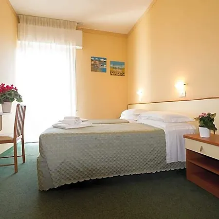 Crosal Hotel Rímini