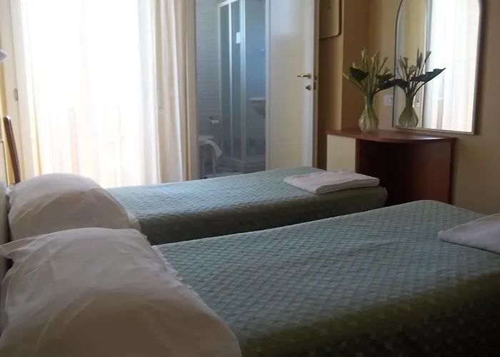 Crosal 3* רימיני